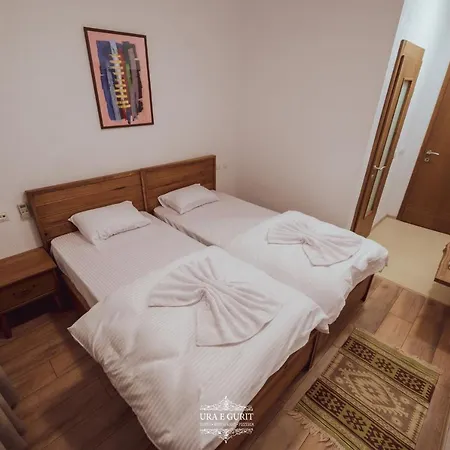 Ura E Gurit
