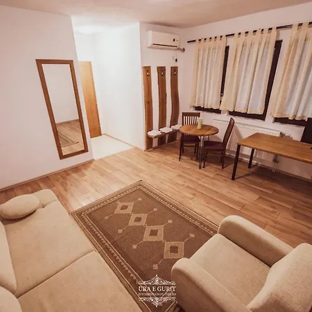 Hotel Ura E Gurit