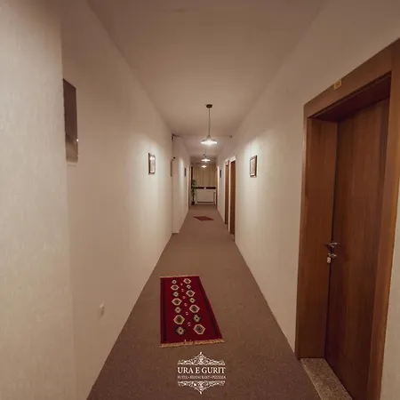 Ura E Gurit Hotel Vushtrri