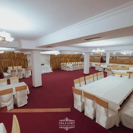 Ura E Gurit Hotel Vushtrri