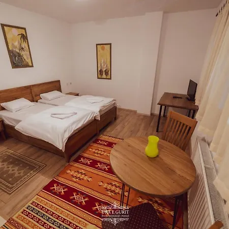 Ura E Gurit Hotel Vushtrri